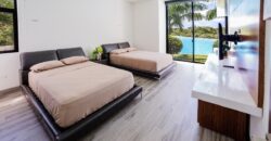 Casa de entrega inmediata en el Country Club